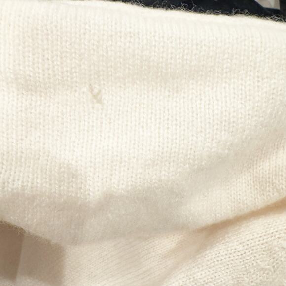 J. Crew Women's Cashmere Relaxed Crewneck Sweater Long Sleeve Snow Size XS NWT - Picture 11 of 13